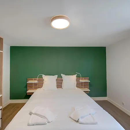 Le Dublin / Plumereau Apartment *